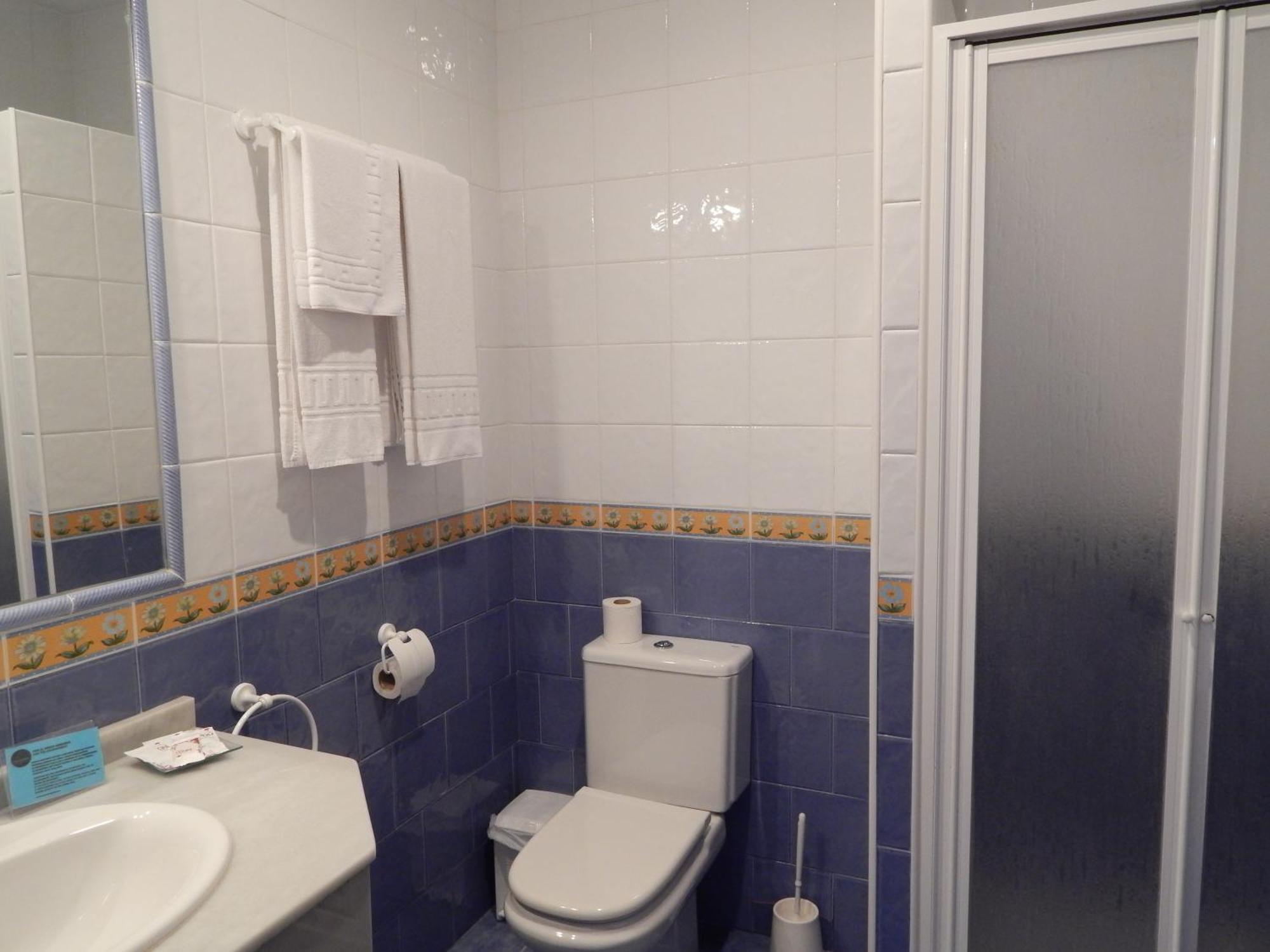 צ'יקלנה דה לה פרונטרה Hotel Cortijo Los Gallos חדר תמונה