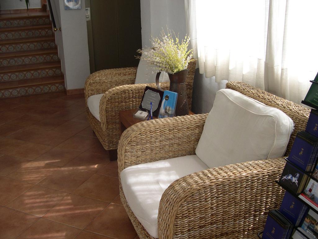 צ'יקלנה דה לה פרונטרה Hotel Cortijo Los Gallos מראה חיצוני תמונה
